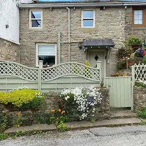 Holiday home 4 Castle View, Barnoldswick